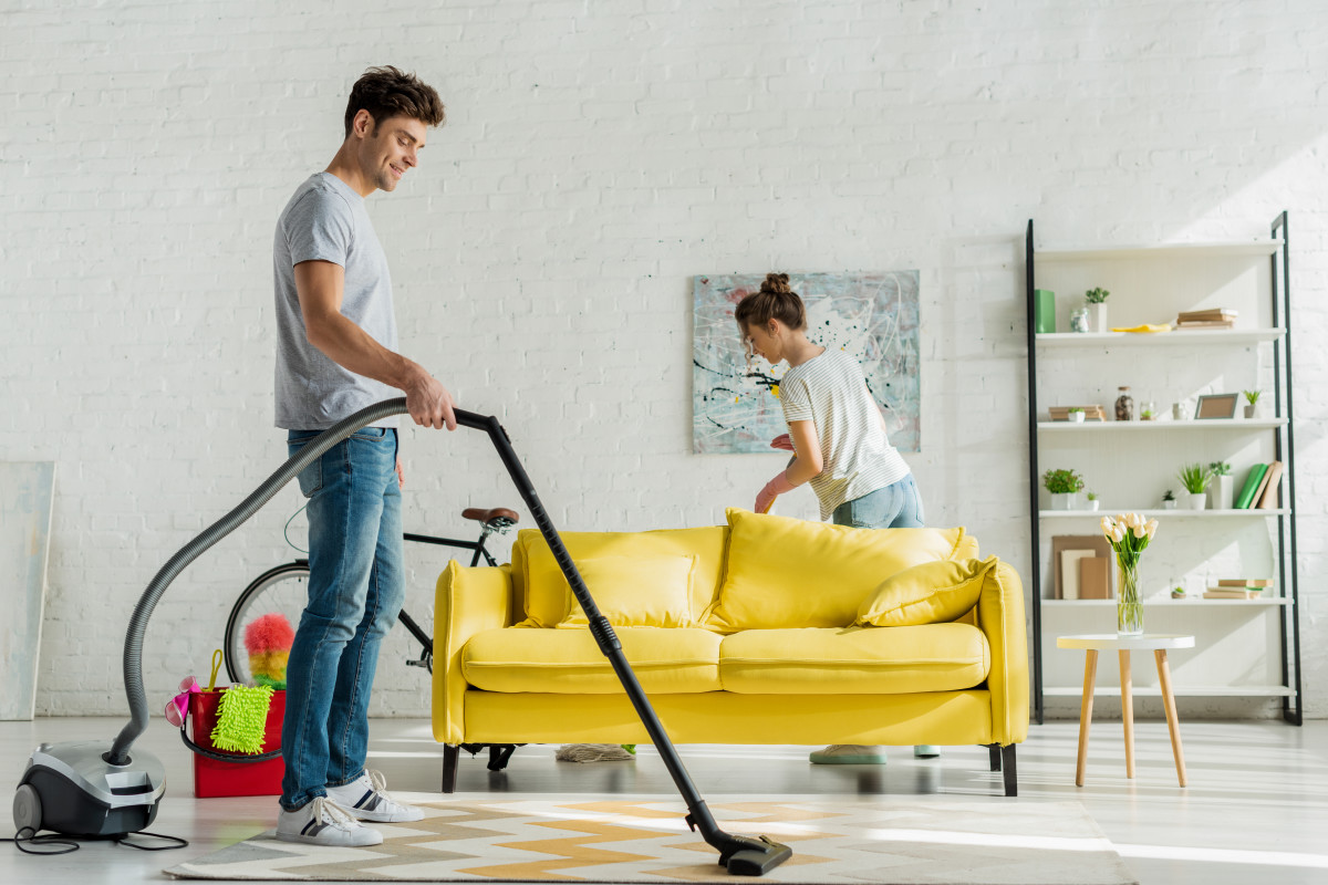 Küçükyalı Bayan Temizlikçi